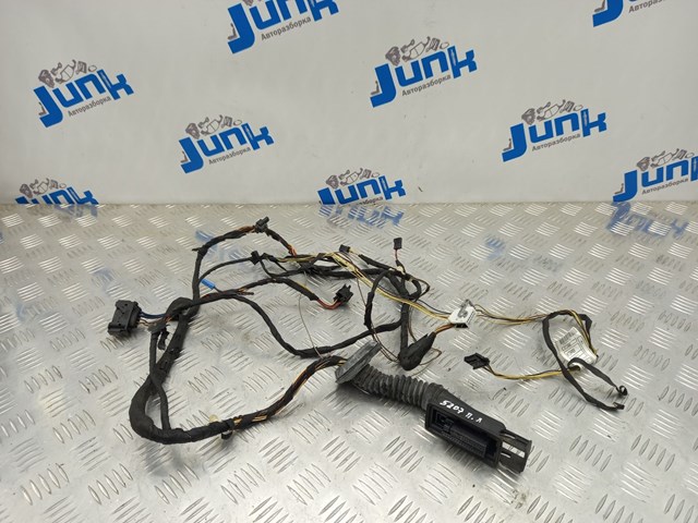 Джгут проводів передньої двері 61129313624 BMW