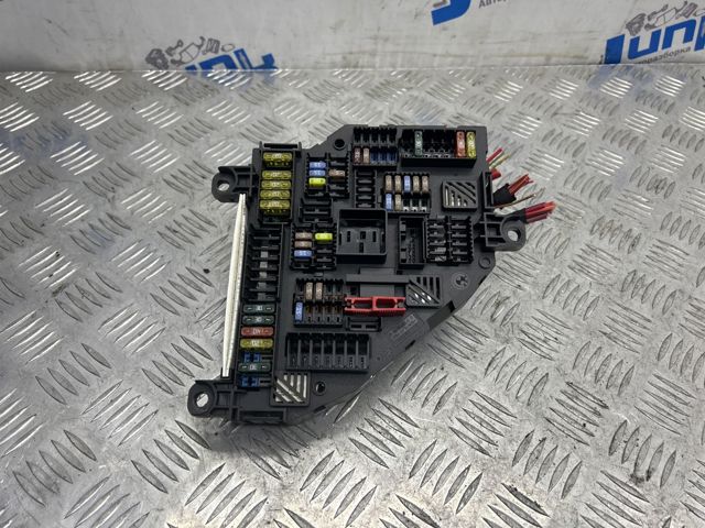 Монтажний блок 61149210859 BMW