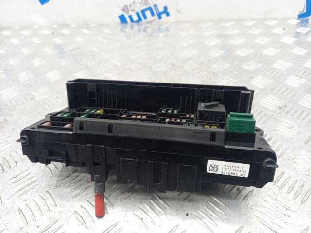Корпус запобіжників 61149210863 BMW
