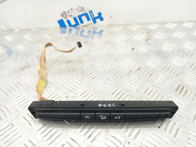Блок кнопок центральної консолі 61319180945 BMW