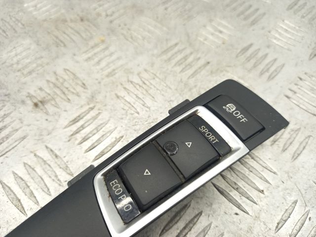 Блок кнопок центральної консолі 61319240295 BMW