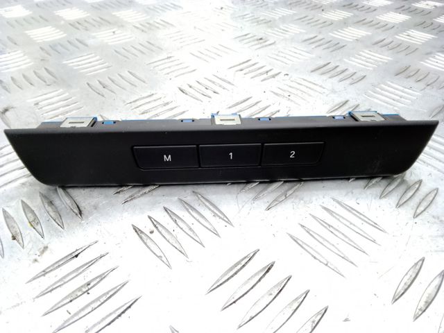 Блок кнопок механізму регулювання сидінь, правий 61319361182 BMW