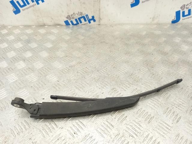 Важіль-поводок склоочисника заднього скла 61627356224 BMW
