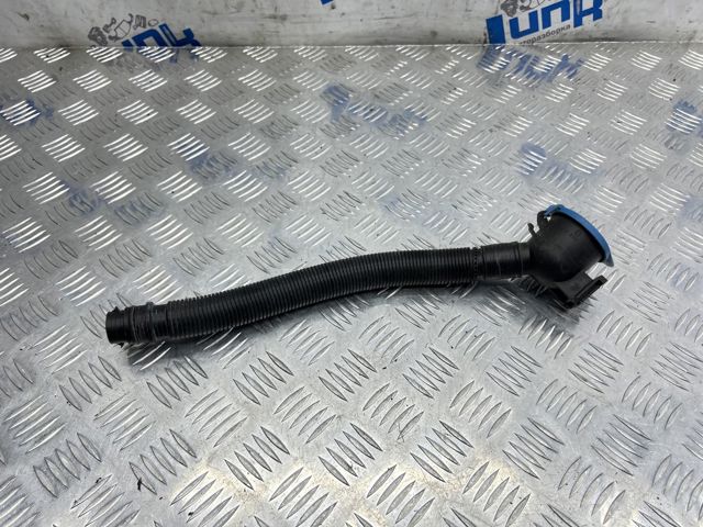 Горловина бачка омивача 61667301629 BMW