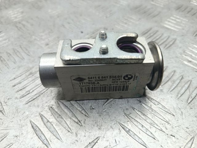 Клапан розширювальний 64116841534 BMW