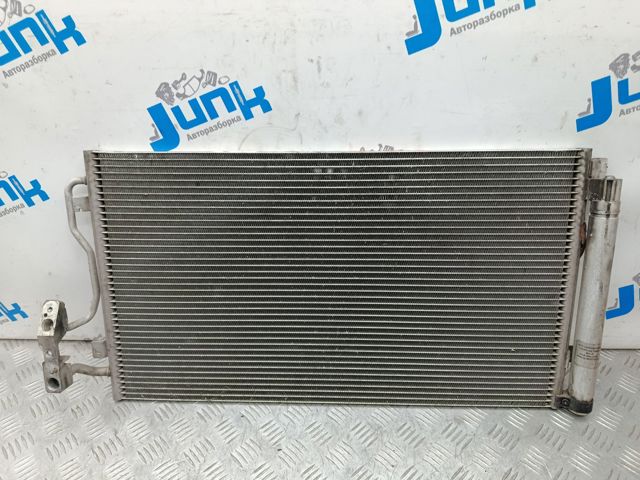 Радіатор кондиціонера 64509288940 BMW