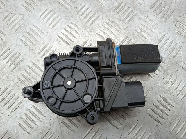 Моторчик склопідйомника двері задніх, правих 67627268340 BMW