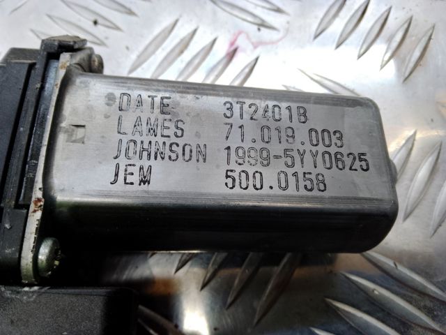 Двигун стеклопод'емника двері задньої, правої 67627354889 BMW