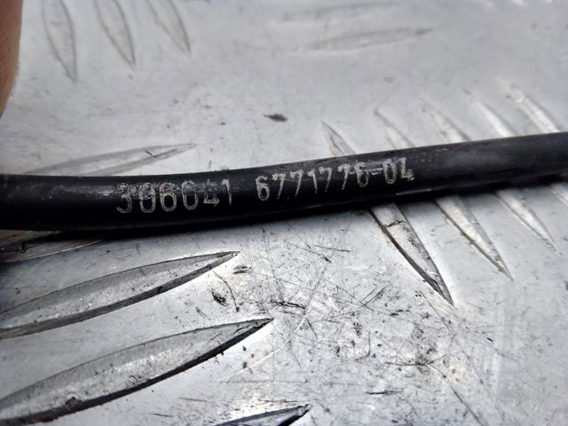 Датчик ABS передній 6771776 BMW