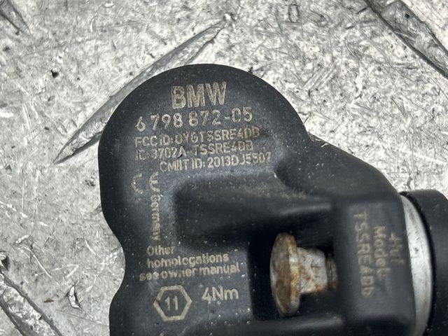 Кран управління тиском системи накачування шин 6798872 BMW