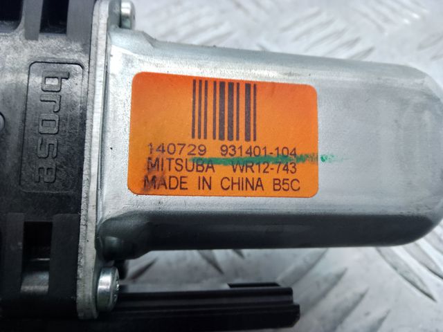 Мотор склопідйомника дверей передніх, правих 68079283AB CHRYSLER