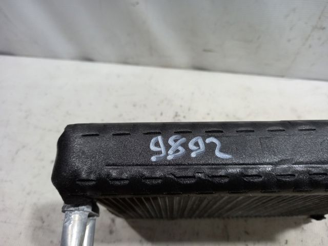 Охолоджувач повітря 68153946AA CHRYSLER