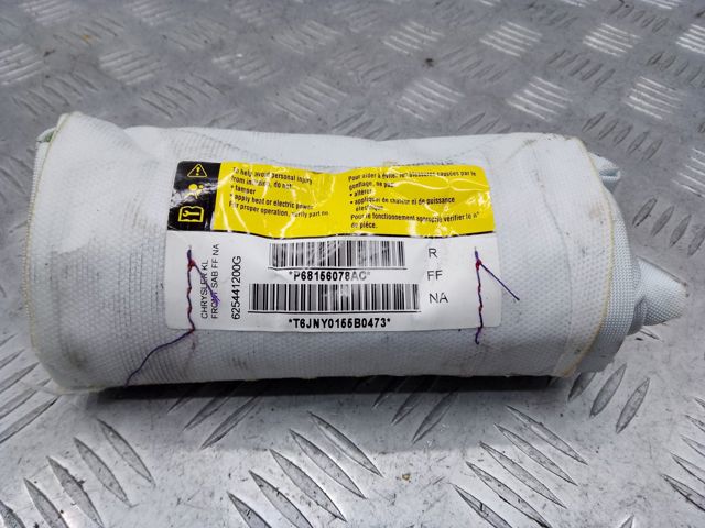 Подушка безпеки AIRBAG спинки сидіння, правого 68156078AC CHRYSLER