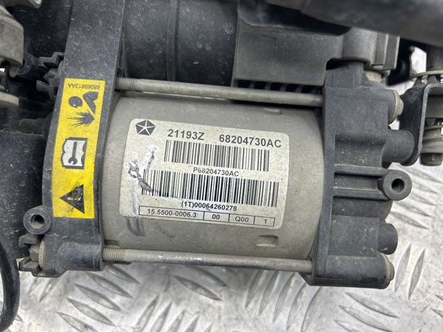 Компресор пневмопідкачкою (амортизаторів) 68204730AC CHRYSLER