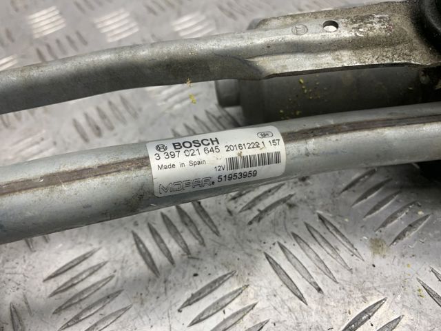 Трапеція склоочисника 68256064AA CHRYSLER