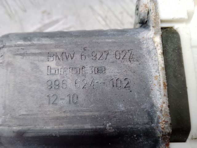 Мотор склопідйомника дверей передніх, лівих 6927027 BMW