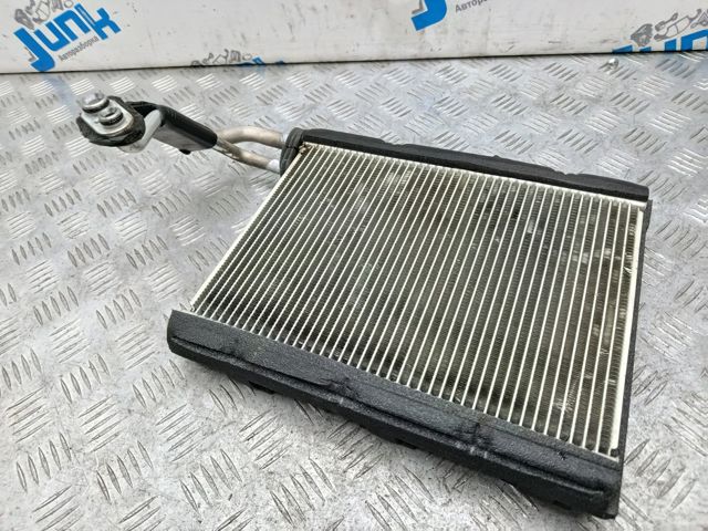 Охолоджувач повітря 73523FL00A SUBARU