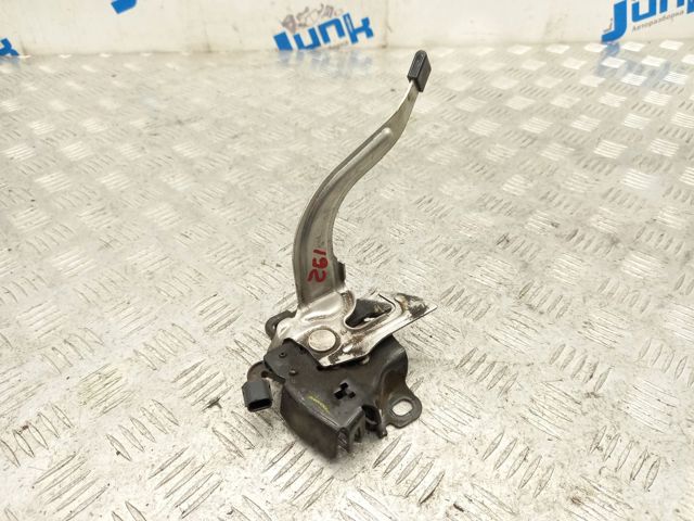 Замок кришки капота 74120TLAA01 HONDA