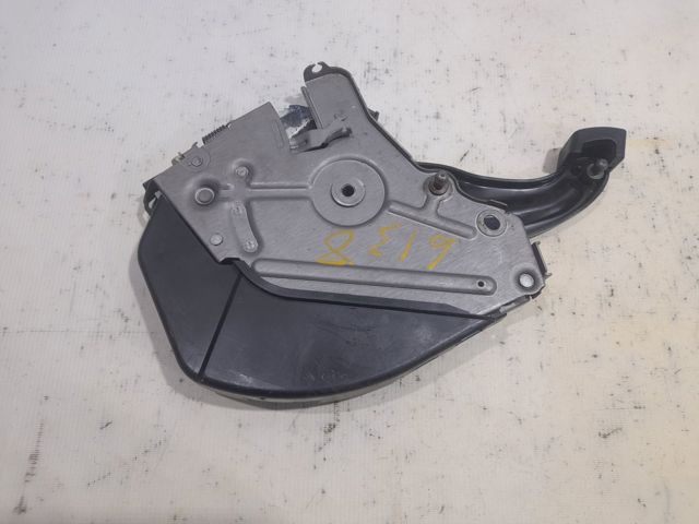 Привід гальма стоянки (управління ручним гальмом) 7L0721797J VAG