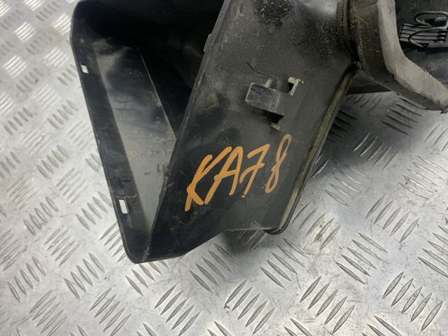 Повітроприймач 7L0819049 VAG