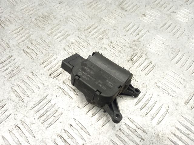 Мотор заслінки печі 7L0907511B VAG