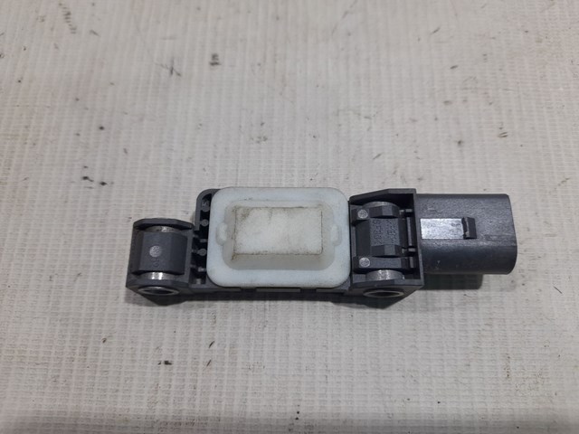 Датчик Айрбег передній 7L0909606D VAG