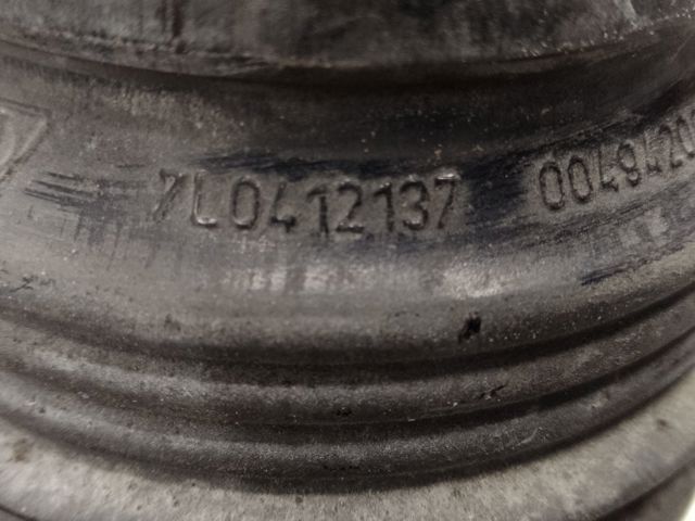 Буфер-відбійник амортизатора переднього 7L6412303 VAG