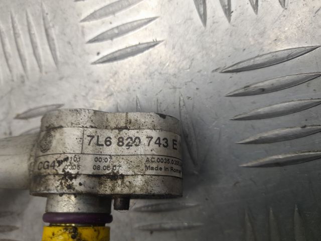 Трубопроводи 7L6820743E VAG