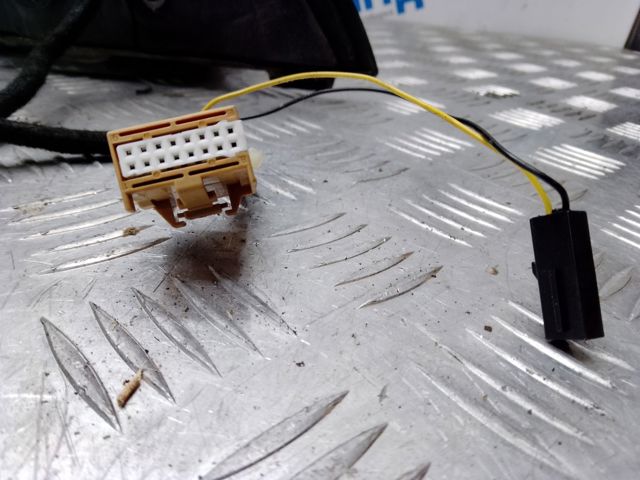 Ліве бічне дзеркало 7L6857507CJ01C VAG