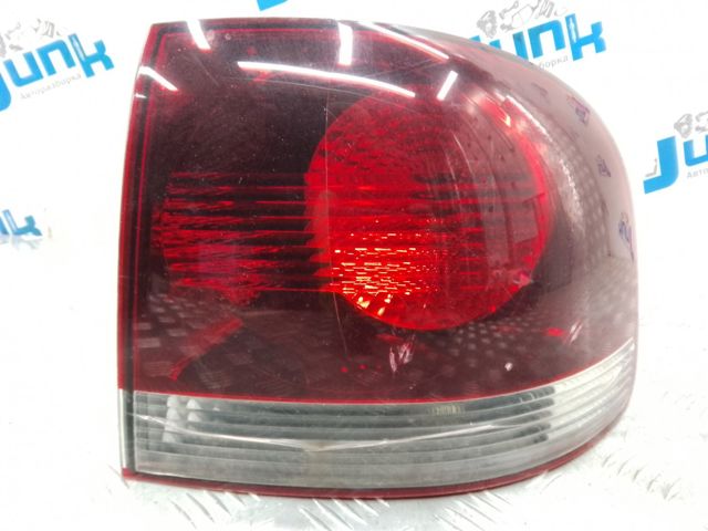 Ліхтар задній правий, зовнішній 7L6945096S VAG