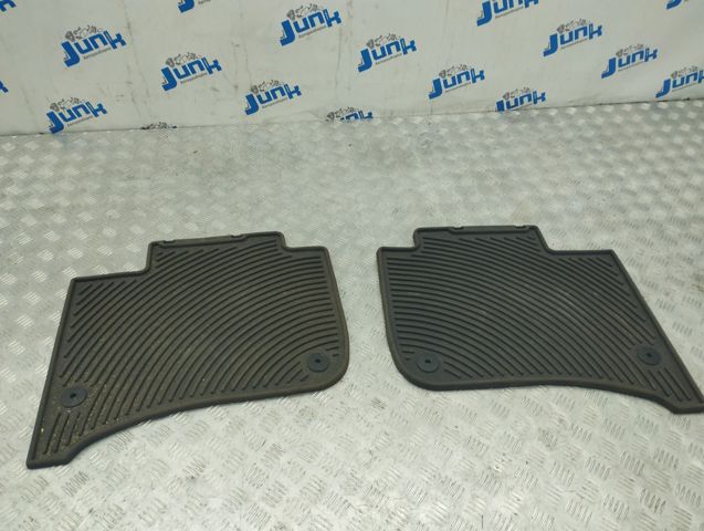 Комплект килимів 7P0061511041 VAG