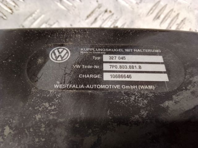 Траверс фаркопа 7P0803881B VAG