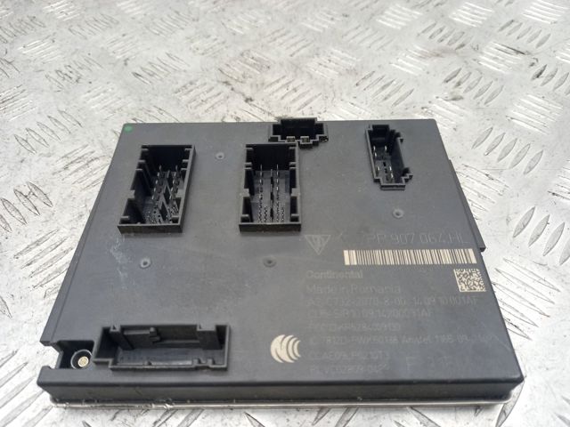 Комп'ютер бортовий 7PP907064HL PORSCHE