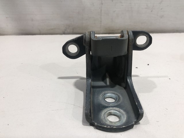 Петля передніх дверей 80401EG000 NISSAN