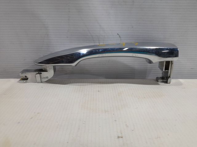 Ручка дверей в зборі 806404BA0D NISSAN
