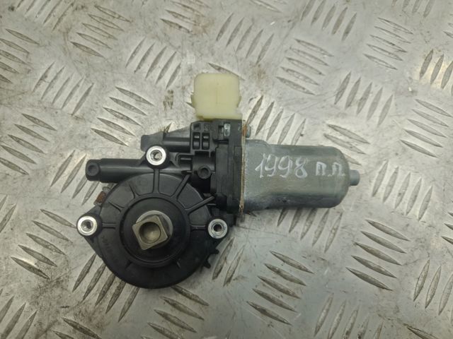 Мотор склопідйомника дверей передніх, правих 807314BA0A NISSAN
