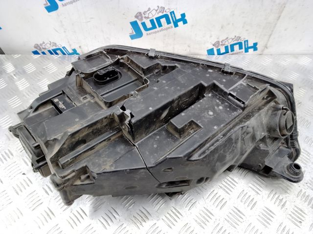 Права блок фара 80A941044B VAG