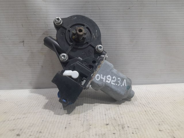 Мотор склопідйомника дверей задніх, лівих 827311MA0A NISSAN