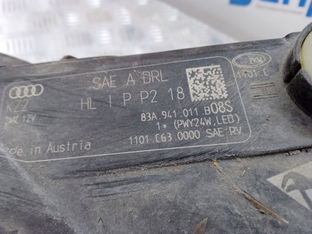 Фара ліва 83A941011B VAG