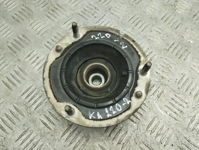 Подушка амортизатора переднього 84190339 GM
