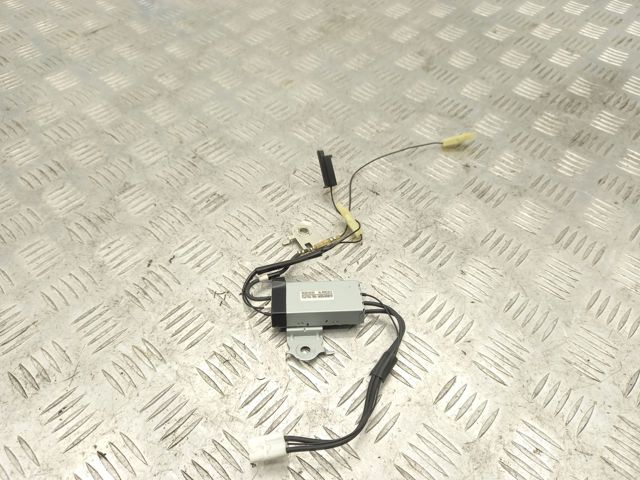 Антена на дах 8630006160 TOYOTA
