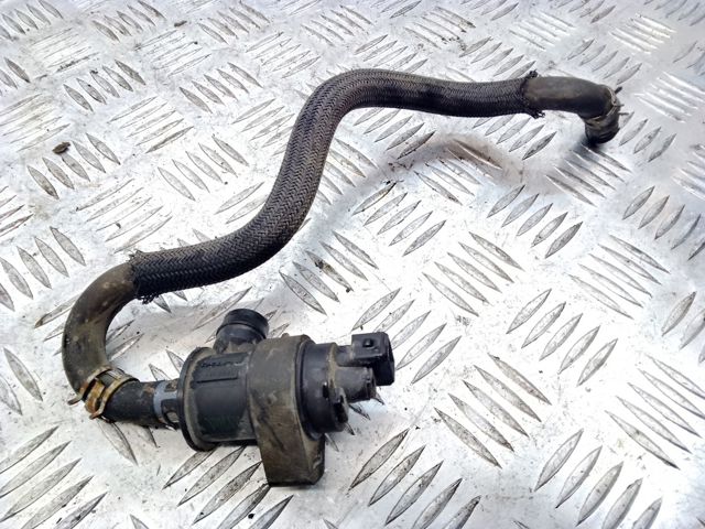 Клапан парів бака 8653908 VOLVO