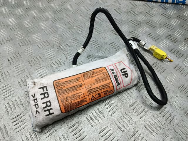 Подушка переднього сидіння 88920D5000 HYUNDAI