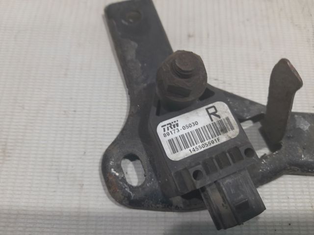 Датчик Айрбег передній 8917305030 TOYOTA