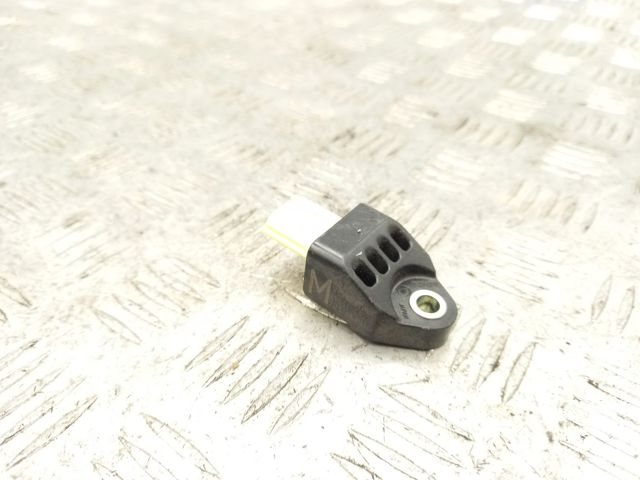 Датчик подушки безпеки 8983133020 TOYOTA