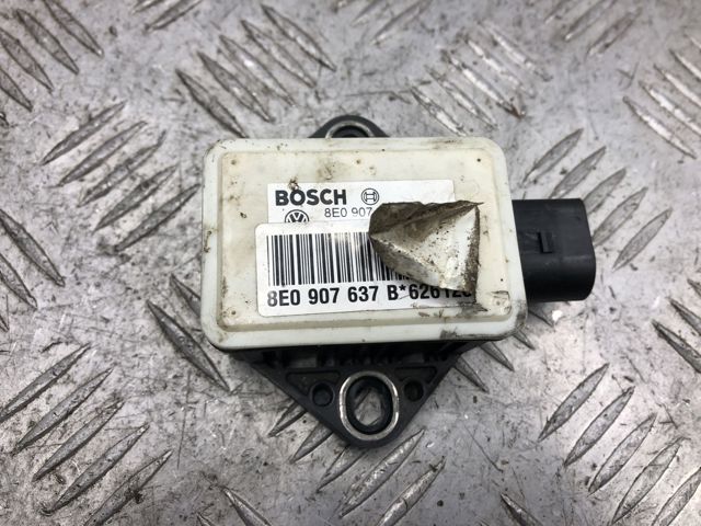 Датчик поперечного прискорення (ESP) 8E0907637B VAG