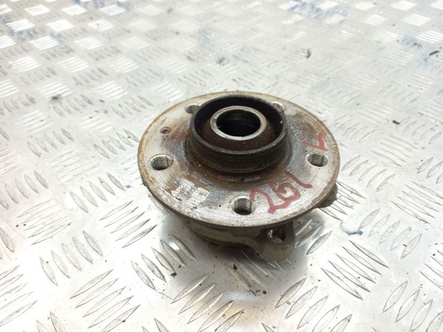 Маточина колеса передня 8K0407613B VAG
