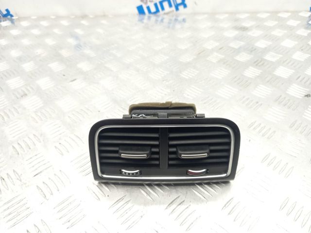 Решітка вентиляційна задня 8K0819203JWVF VAG
