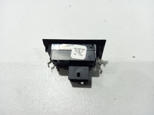 Датчик освітлення салону 8K0907539 VAG