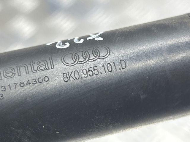 Тримач форсунки омивача фари, підйомний циліндр 8K0955101D VAG